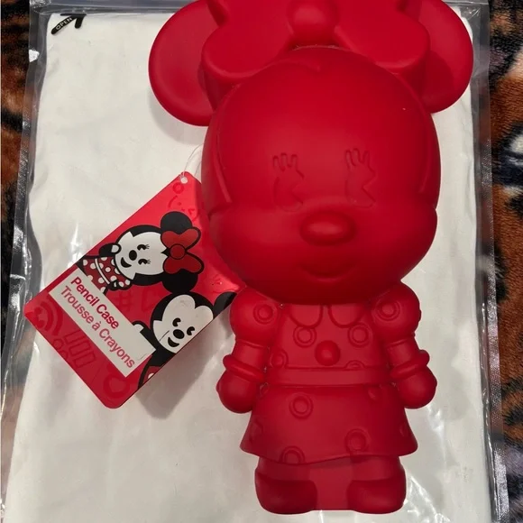 This is a Disney Store Retired Red MXYZ Minnie Mouse Silicone Pencil Case - Picture 4 of 4